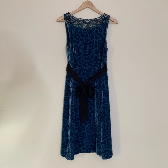 Anthropologie Moulinette Soeurs Matilija Velvet Dress 4 - Picture 10 of 16